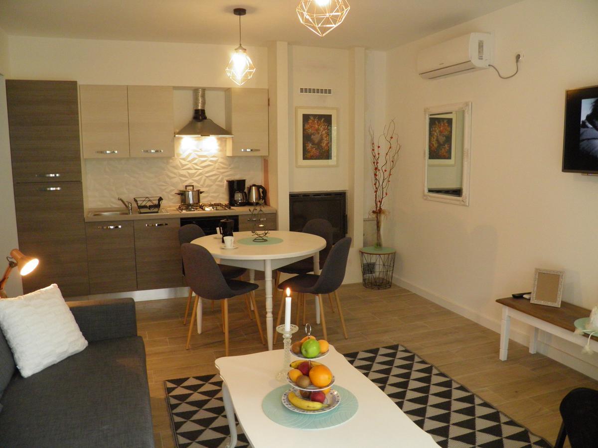Apartments Marta 1 Zadar Exteriör bild